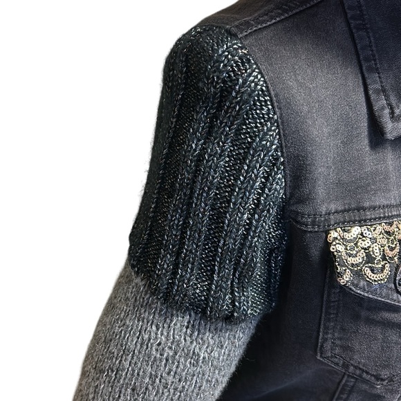 Desigual Exotic Denim Jacket Faux Fur Color Block Knit Sleeves Black Size 36/4 - Picture 14 of 16